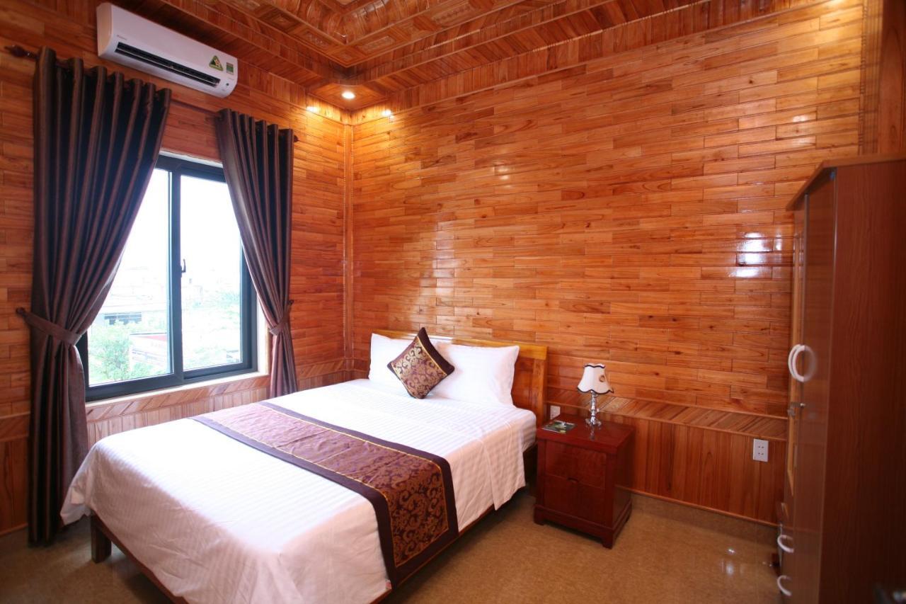 Sky Hotel Phong Nha Exterior foto